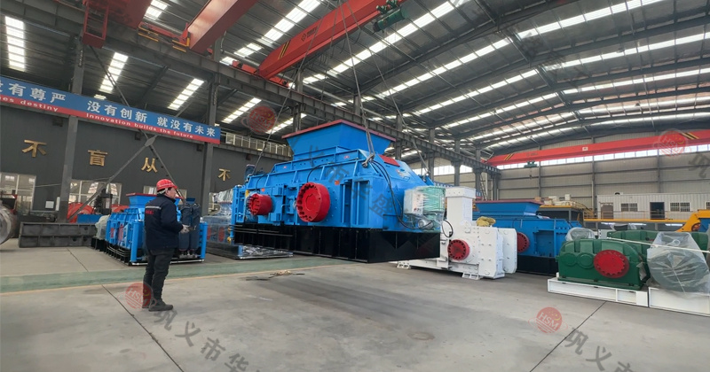 對輥制砂機(jī) 對輥制砂機(jī)